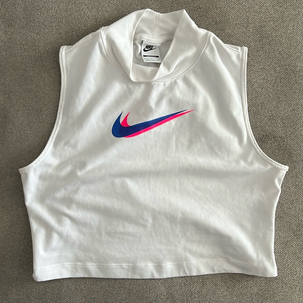 Nike crop tight fit top! Like new